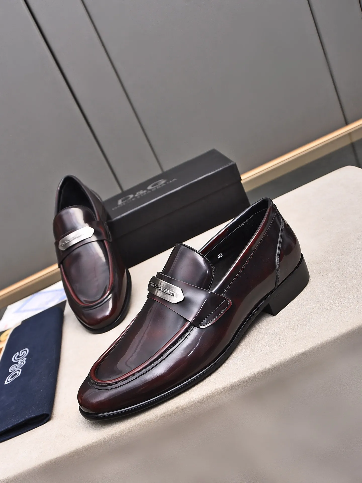👍👍Men's shoes💰480 **Boutique recommendation**DG**The latest business formal leather shoes, official website synchronization, top version on the market, purely handmade. Fabric: imported calfskin with water-dyed cow lining 38, 39, 40, 41, 42, 43, 44 (customized at 45